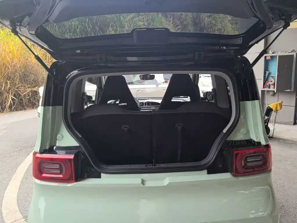 Wuling MINIEV — миниатюра 19