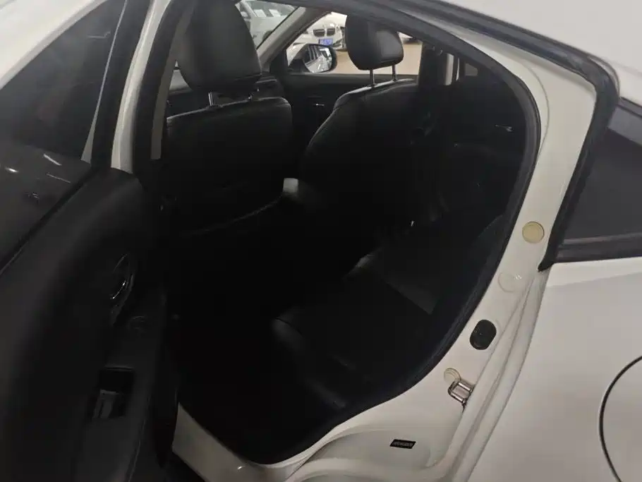 Honda Vezel — миниатюра 11