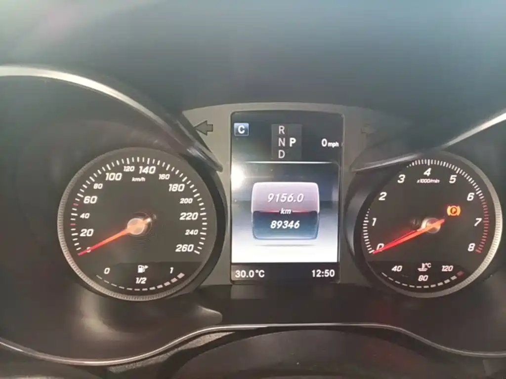 Mercedes-Benz C-Class — миниатюра 12
