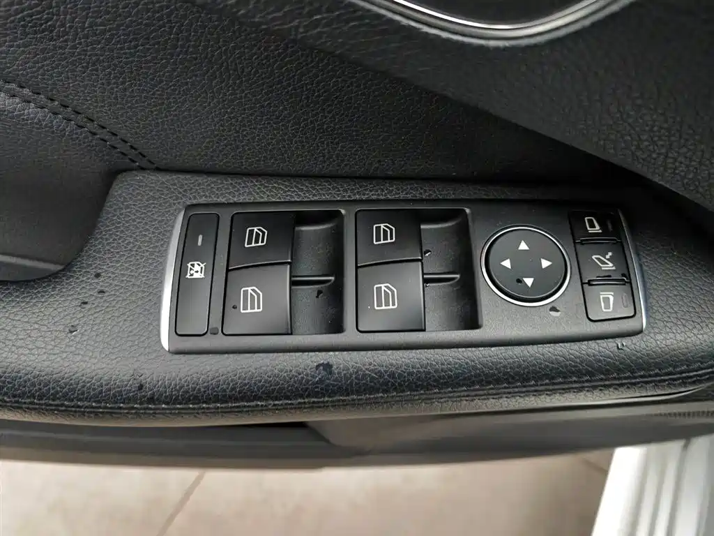 Mercedes-Benz E-Class E 2015 E 260 L Sport