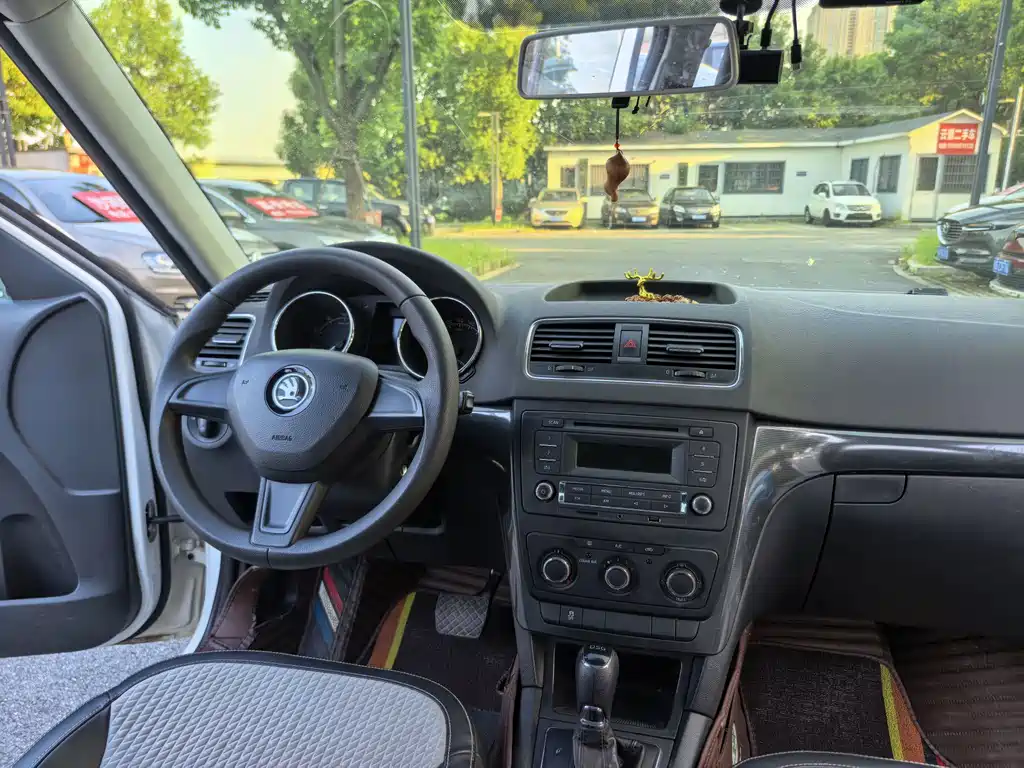 Skoda Yeti — миниатюра 11