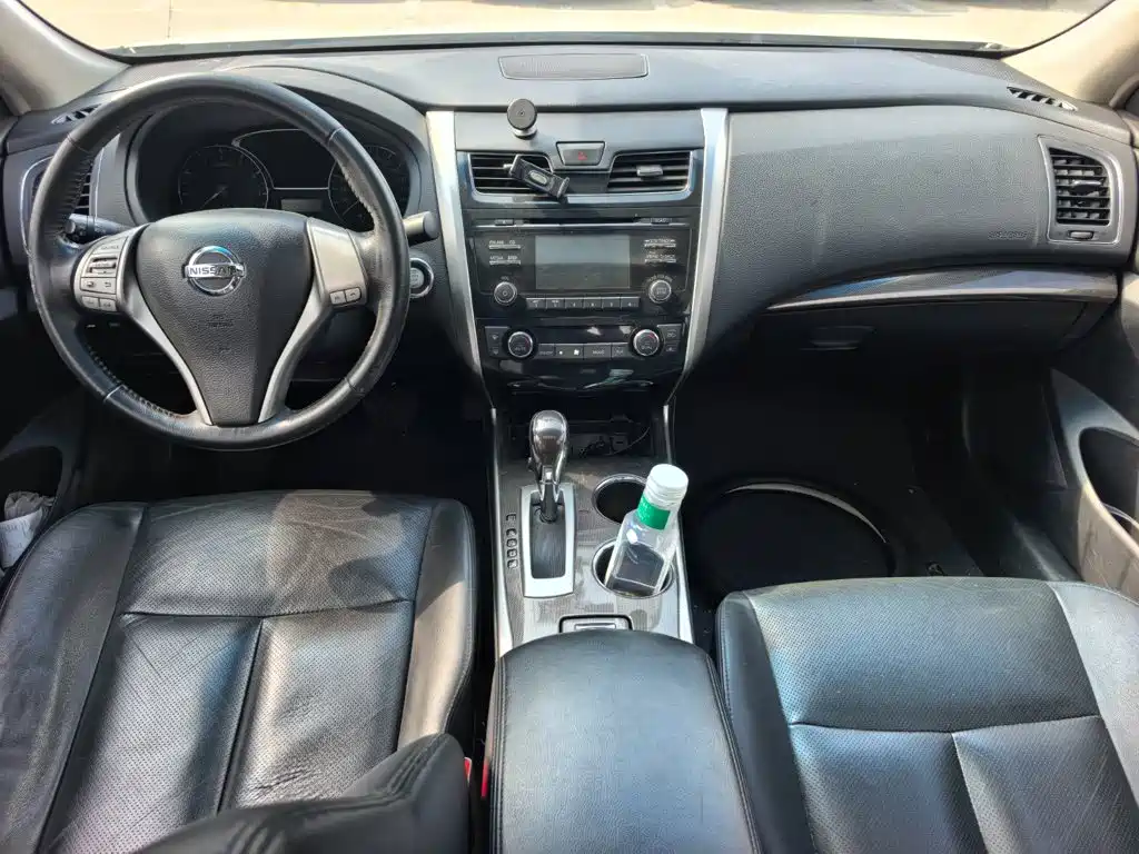 Nissan Teana — миниатюра 12