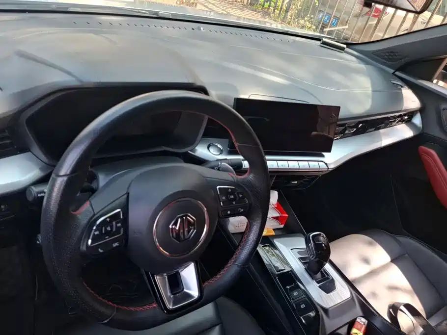 MG MG5 — миниатюра 12