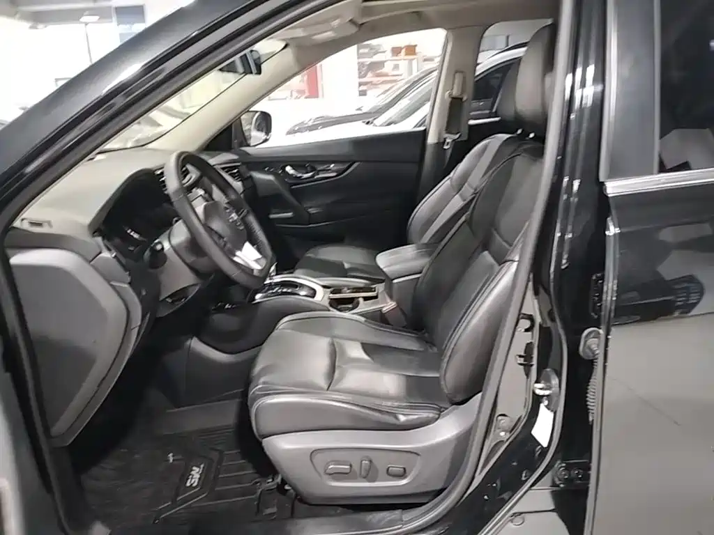 Nissan X-Trail — миниатюра 15