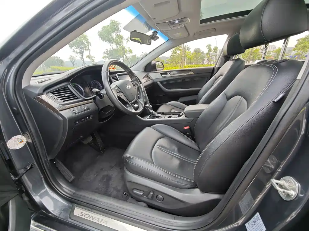 Hyundai Sonata PHEV — миниатюра 9