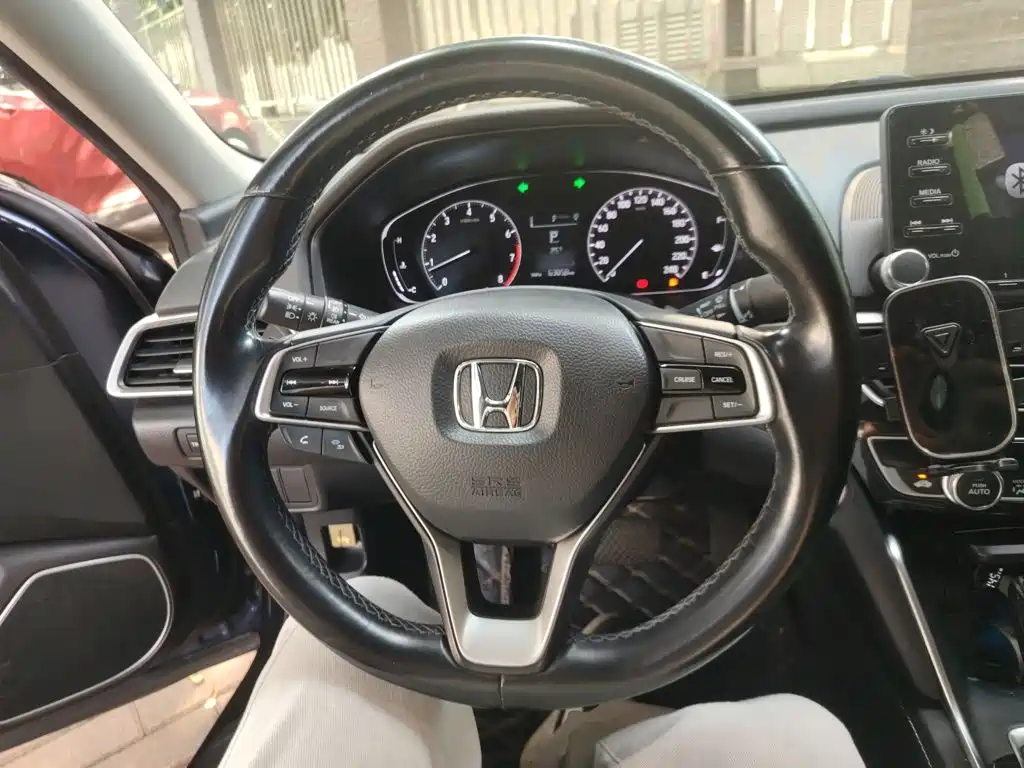 Honda Inspire — миниатюра 11