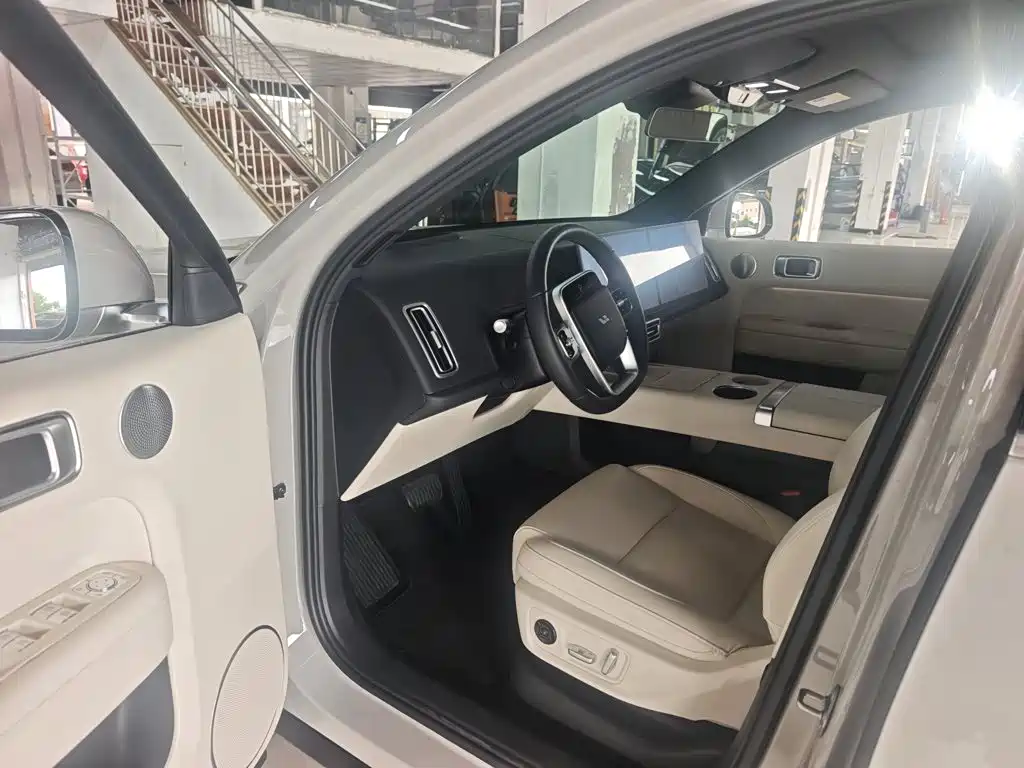 Li Auto Li L6 — миниатюра 9