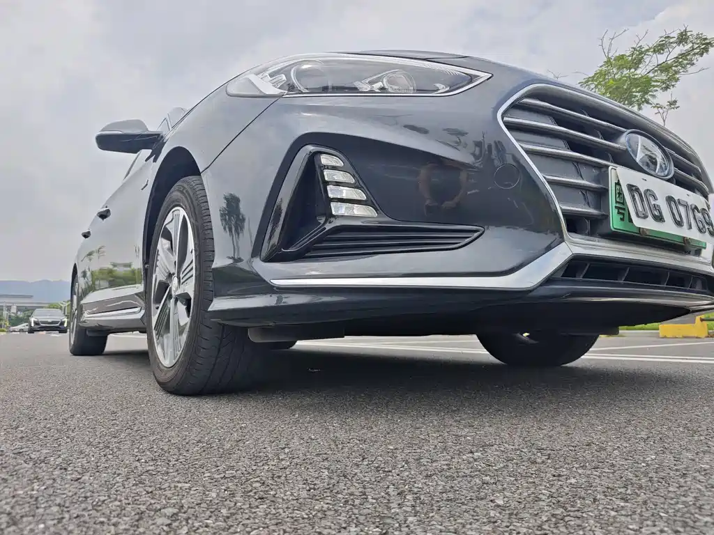 Hyundai Sonata PHEV — миниатюра 4