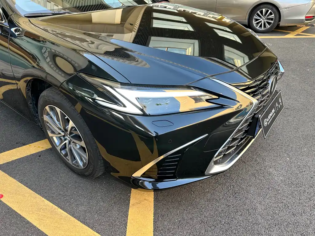 Lexus ES — миниатюра 3