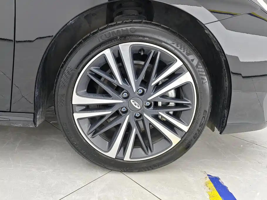 Chery Arrizo 8 — миниатюра 6
