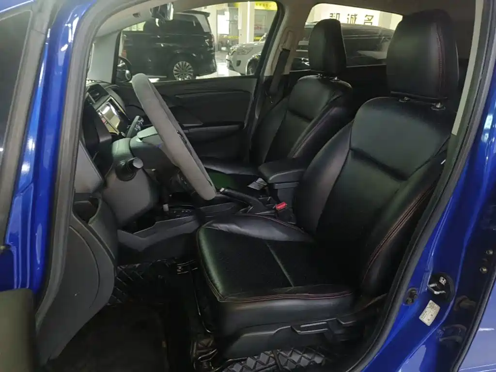 Honda Fit — миниатюра 15