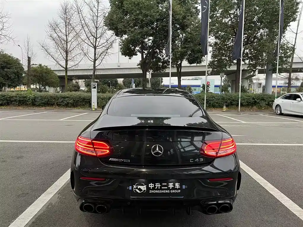 MERCEDES-BENZ C CLASS AMG