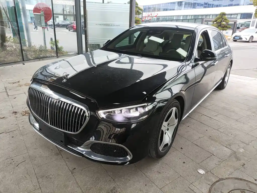 Mercedes-Benz S-Class 2024