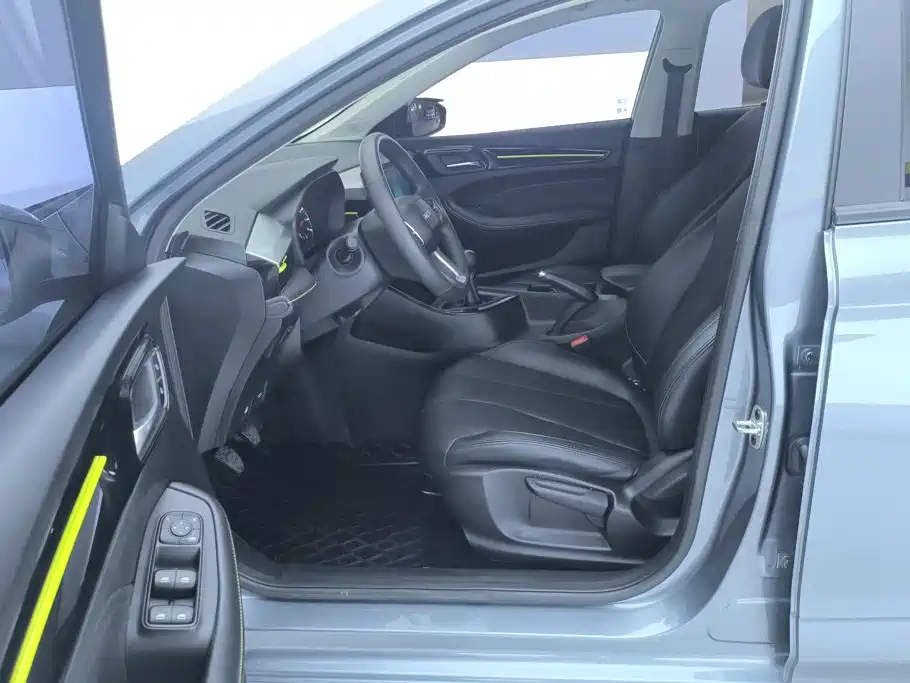 Roewe i5 — миниатюра 9