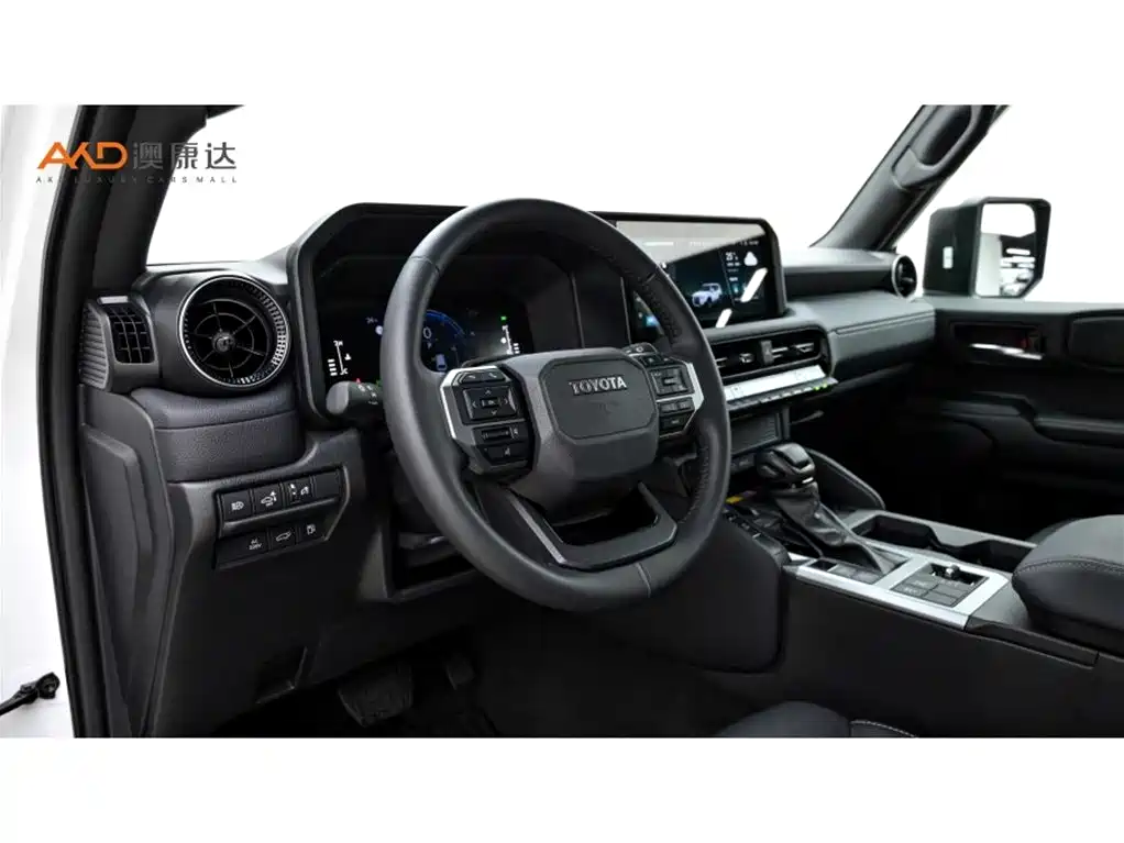 Toyota Land Cruiser Prado 2026 2.4T TX 5 мест