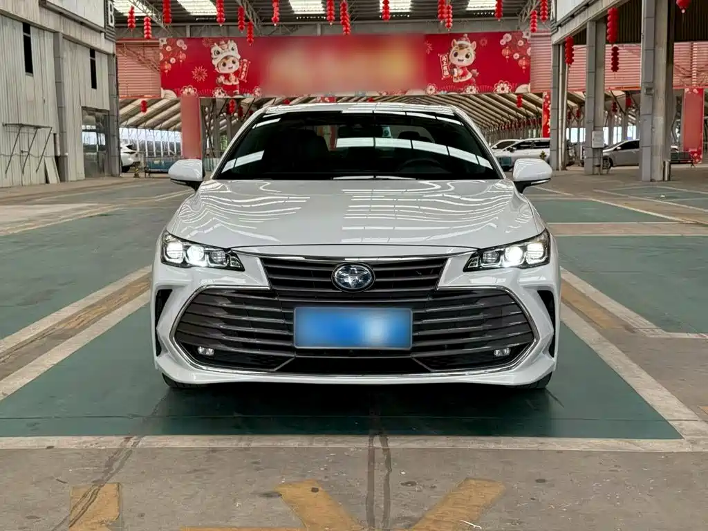 Toyota Avalon — миниатюра 3