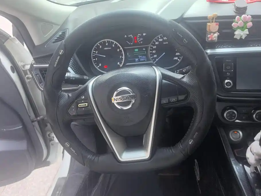 Nissan Bluebird — миниатюра 14