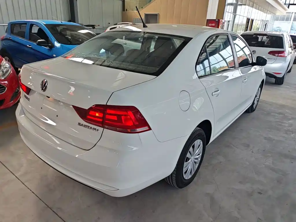 Volkswagen Santana — миниатюра 7