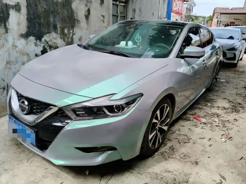 Nissan Cima