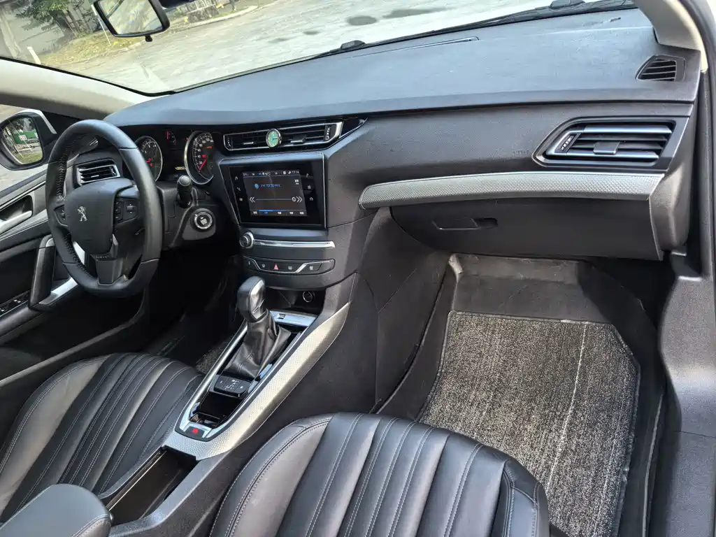 Peugeot 408 — миниатюра 12