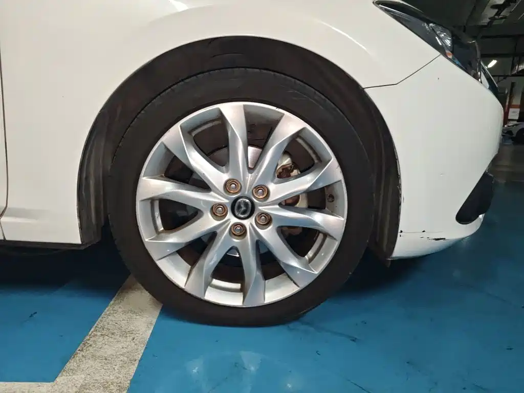 Mazda 3 Axela — миниатюра 8