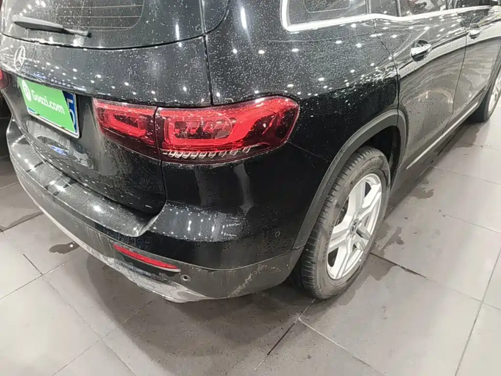 Mercedes-Benz GLB — миниатюра 8