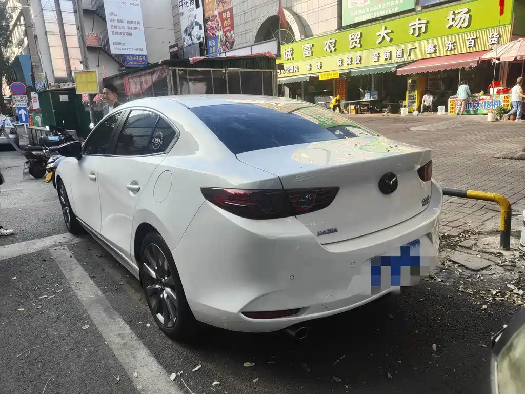 Mazda 3 Axela — миниатюра 6