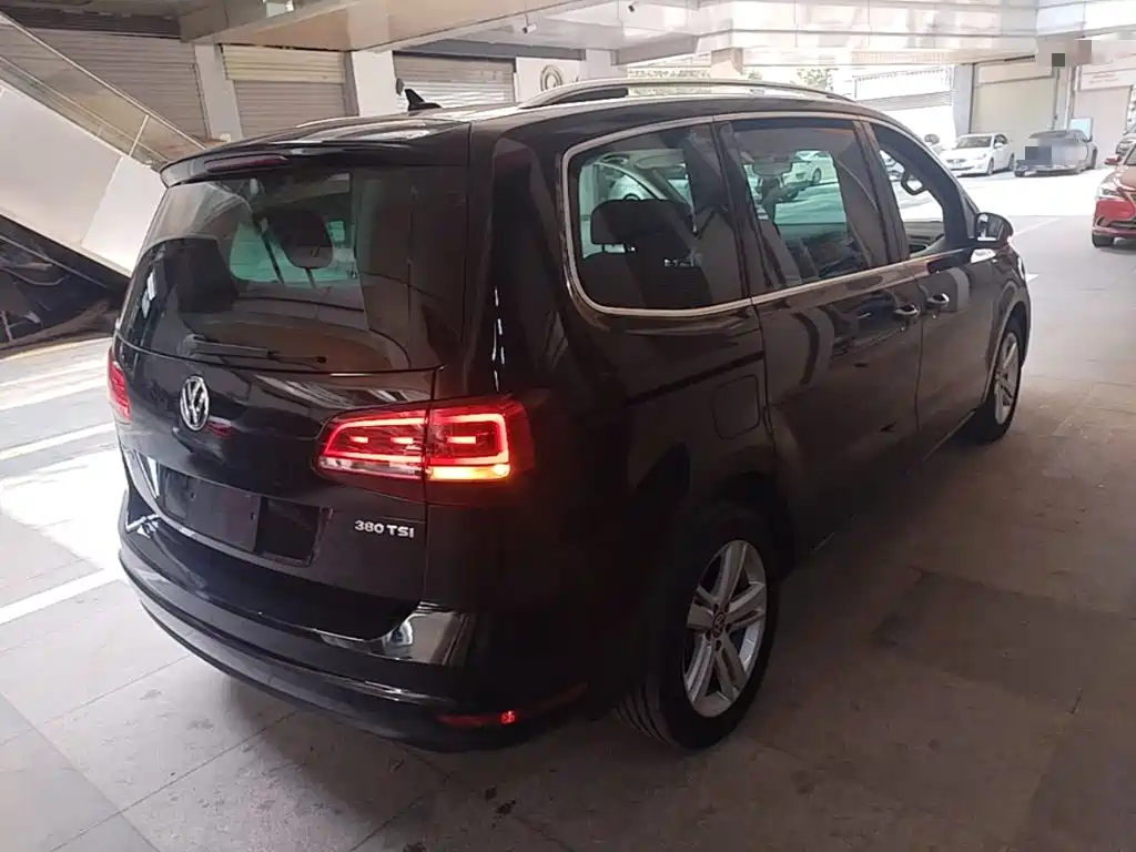 Volkswagen Sharan — миниатюра 7