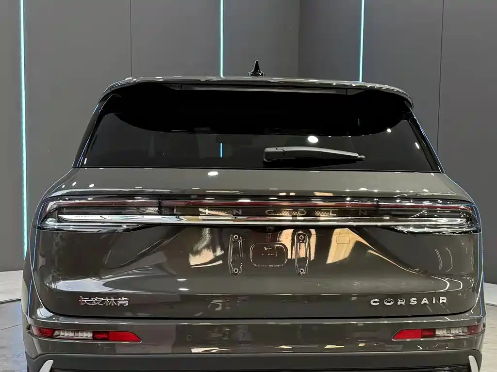 Lincoln Corsair — миниатюра 7