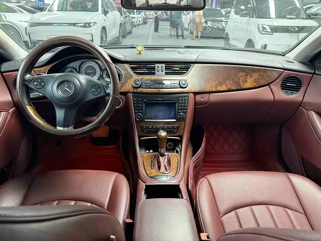 Mercedes-Benz CLS — миниатюра 7