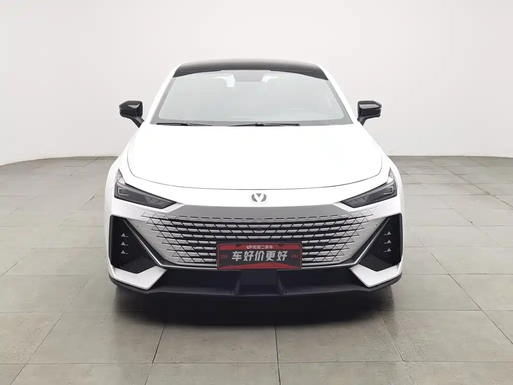 Changan UNI-V — миниатюра 3