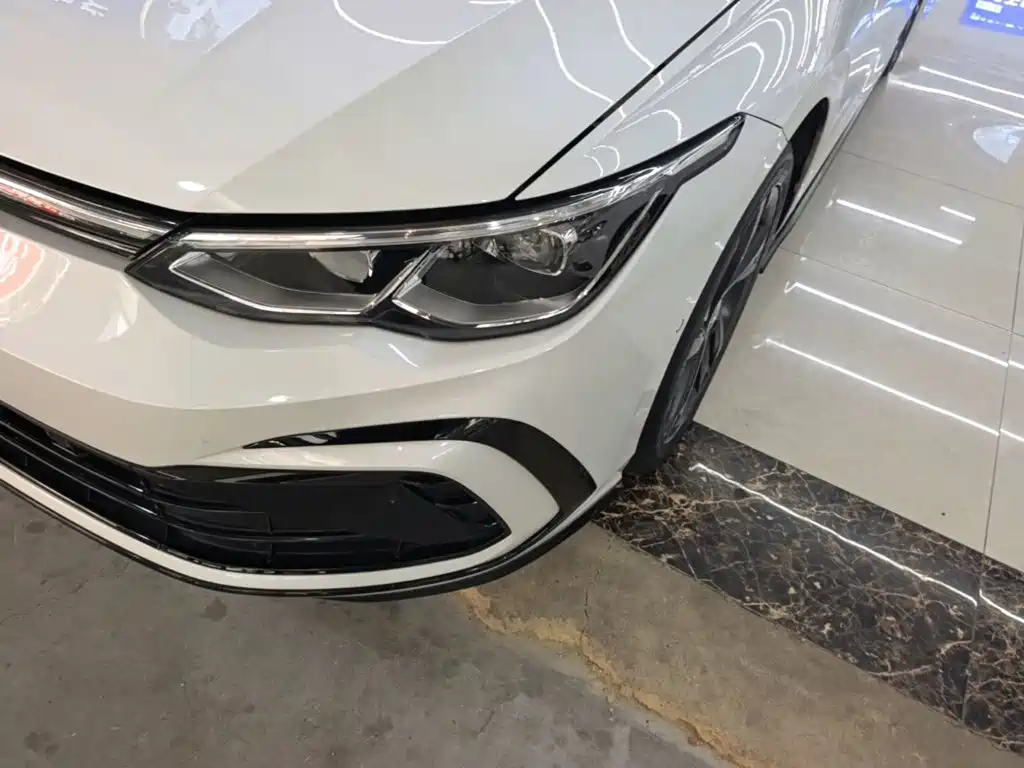 Volkswagen Golf — миниатюра 24