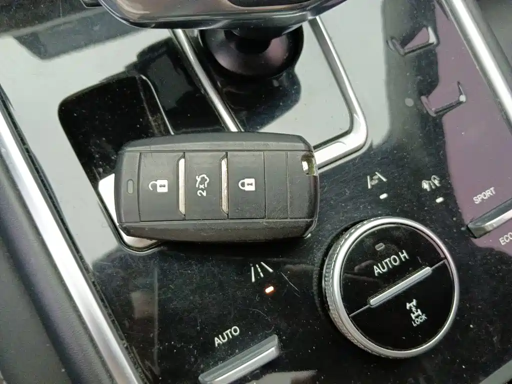 Changan CS75 New Energy — миниатюра 9