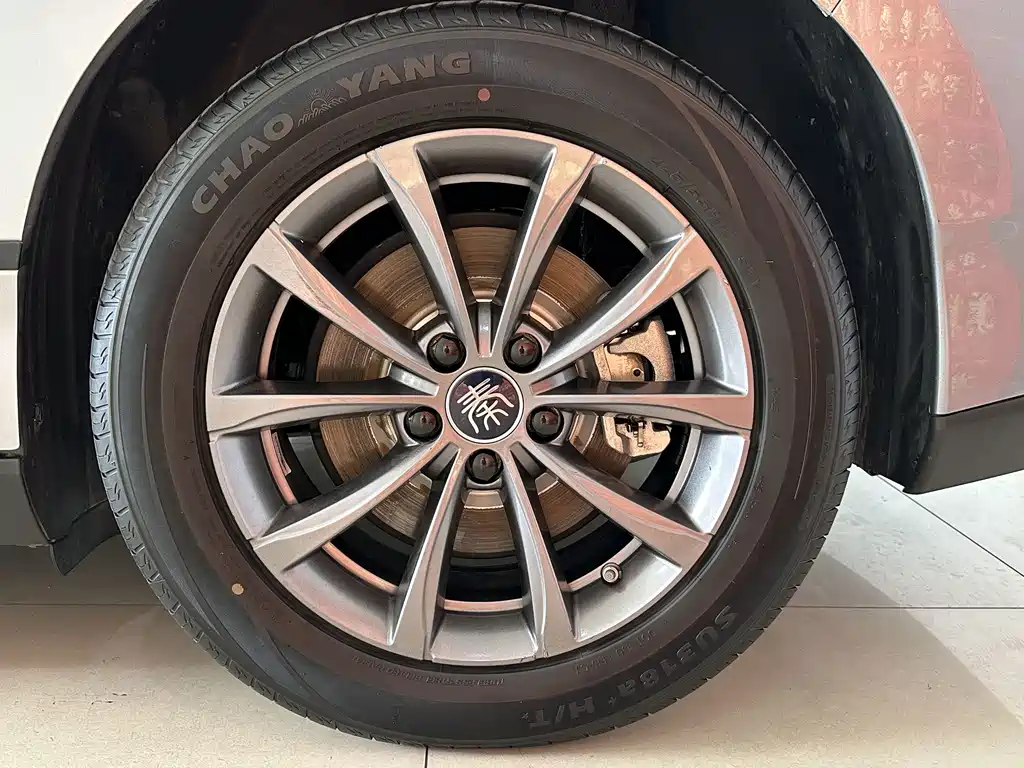 BYD Qin L — миниатюра 8