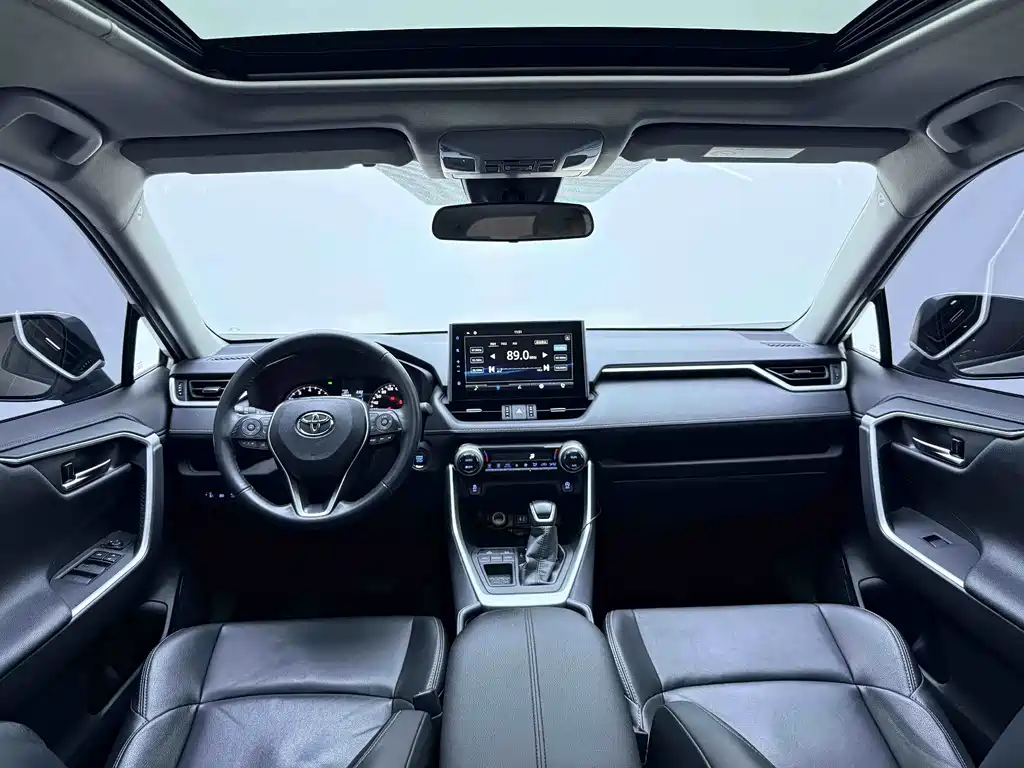 Toyota Wildlander — миниатюра 6