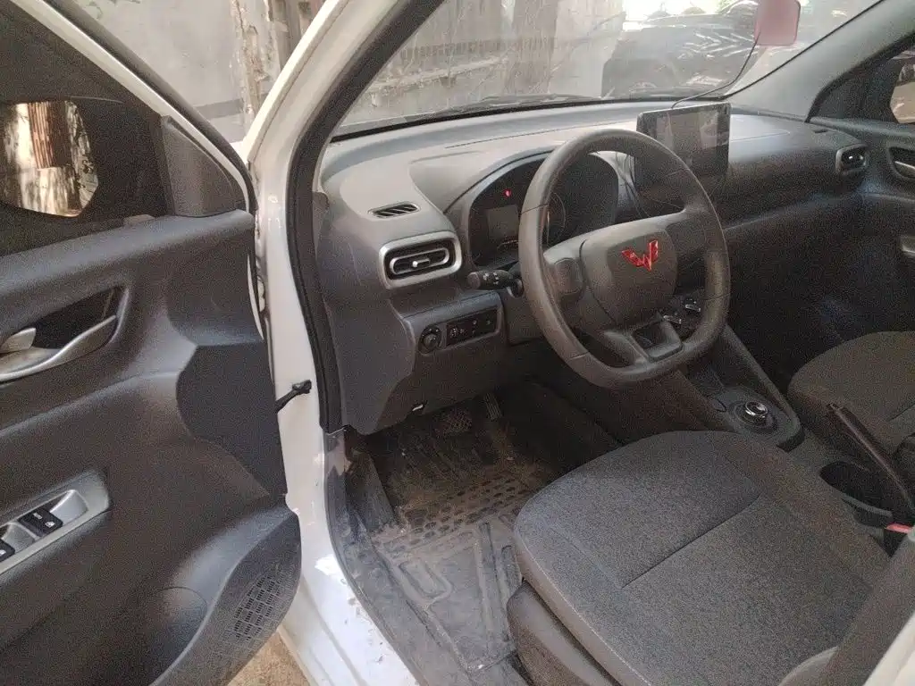 Wuling Hongguang EV — миниатюра 12