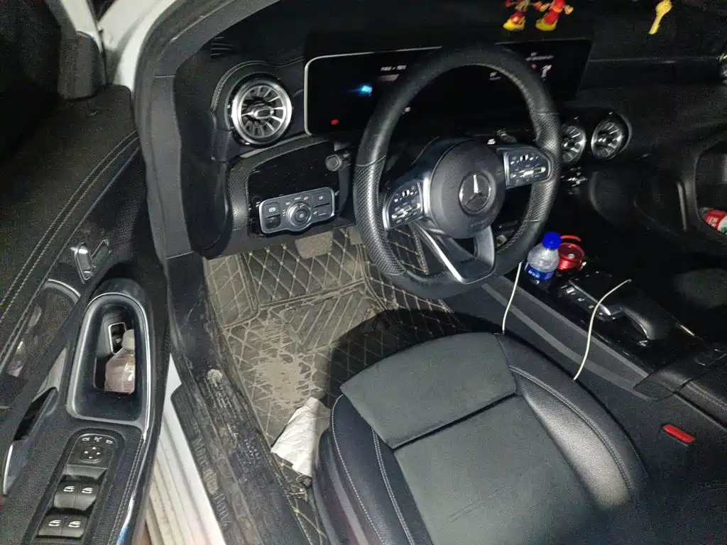 Mercedes-Benz A-Class — миниатюра 12