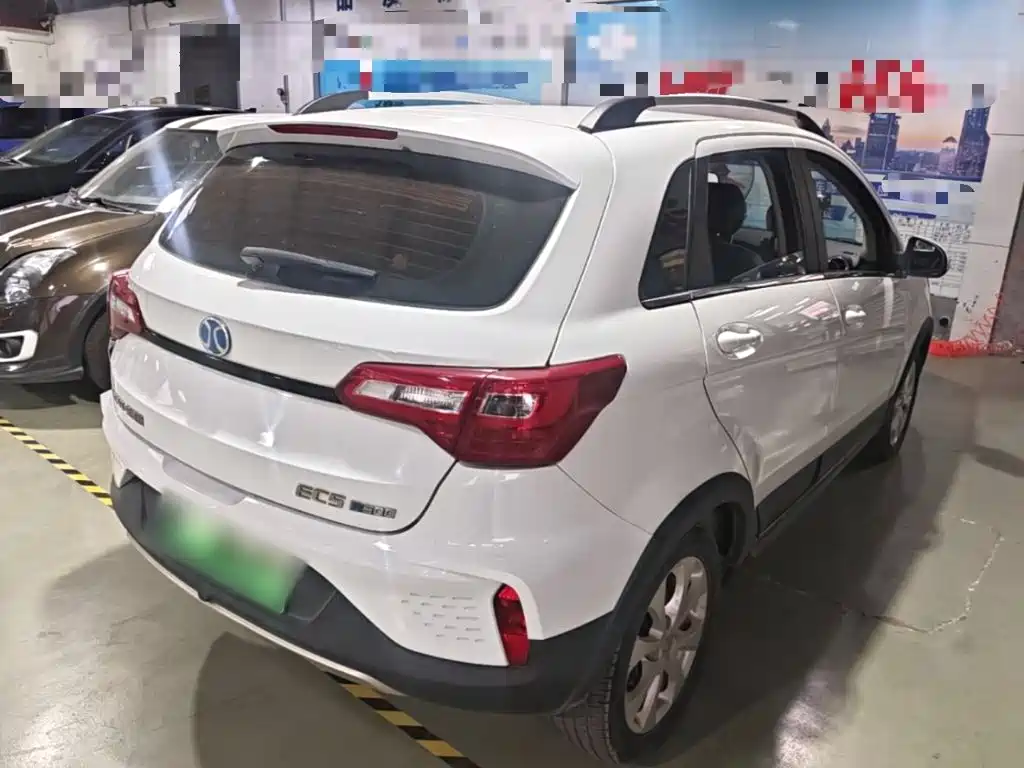 BAIC New Energy EC5 — миниатюра 7