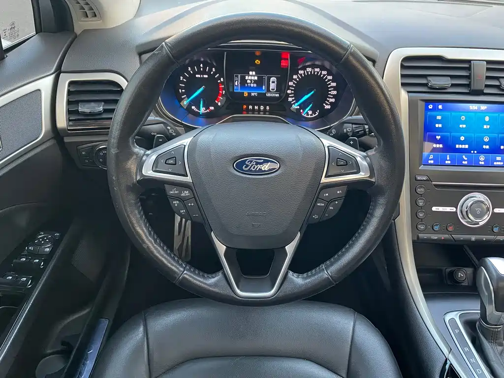 Ford Mondeo — миниатюра 15