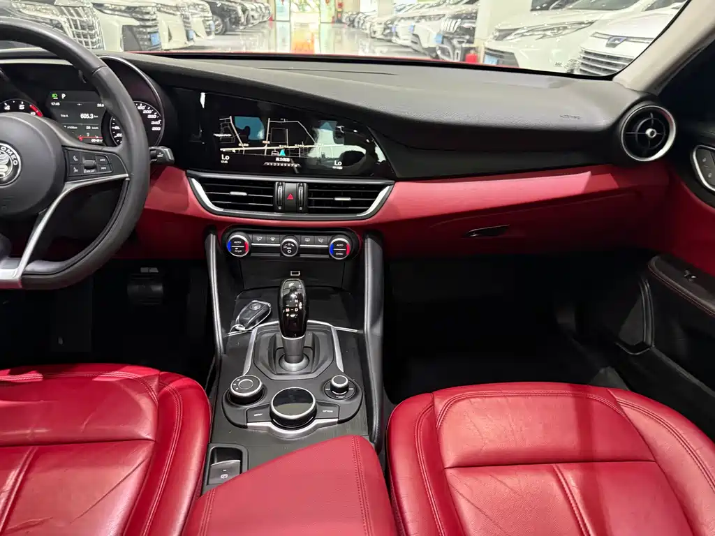 Alfa Romeo Giulia — миниатюра 14