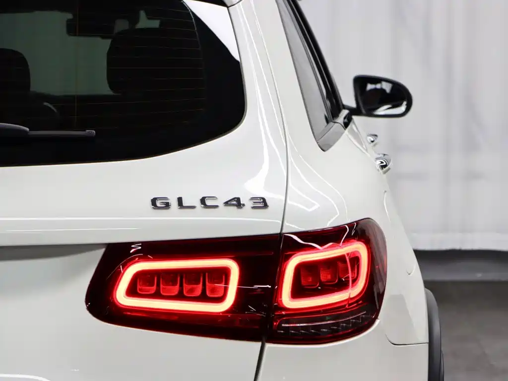 Mercedes-Benz GLC AMG — миниатюра 25