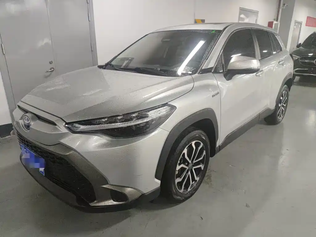 Toyota Frontlander 2024