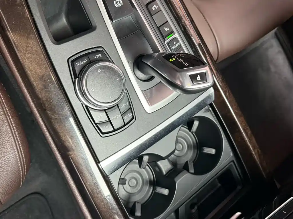BMW X5 2015 xDrive28i