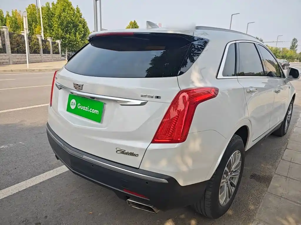 Cadillac XT5 — миниатюра 7