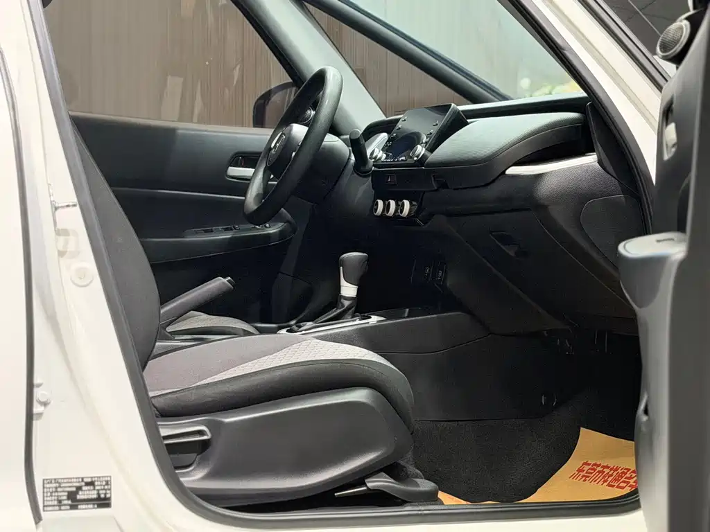 Honda Fit — миниатюра 10