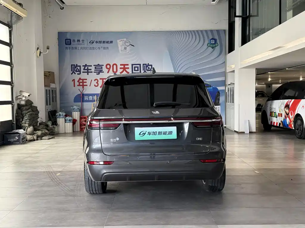 Li Auto Li ONE — миниатюра 8
