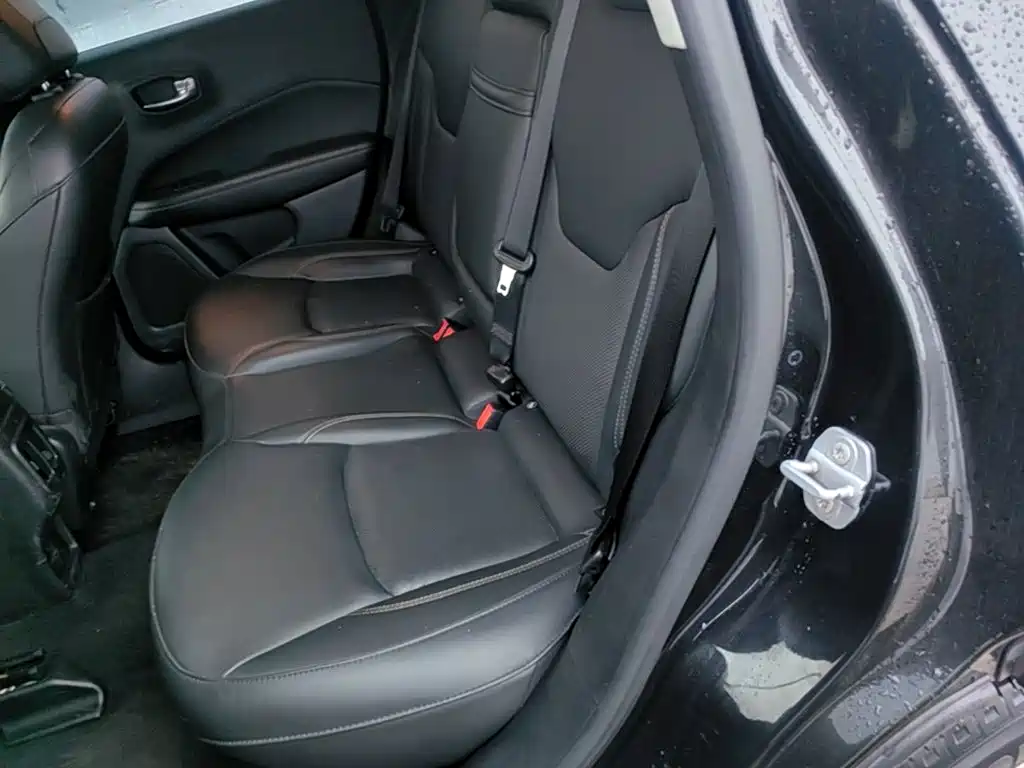 Jeep Compass — миниатюра 17