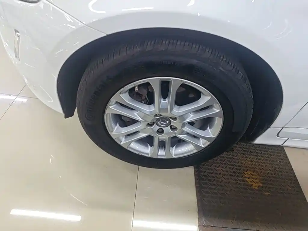 Volvo XC60 — миниатюра 23