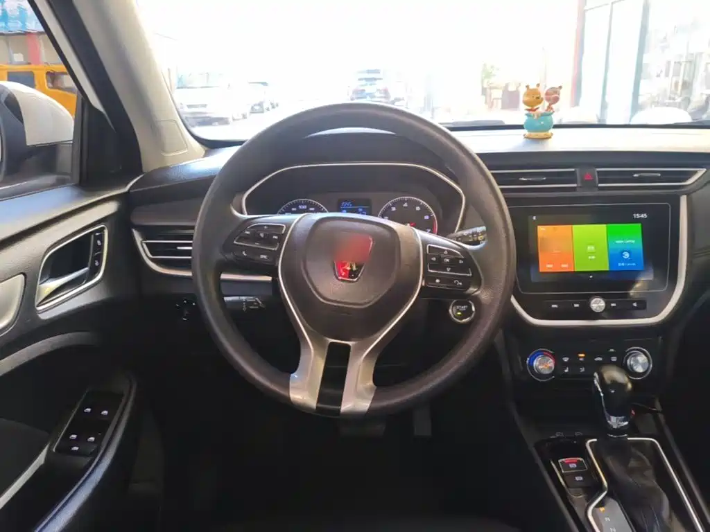 Roewe RX3 — миниатюра 11
