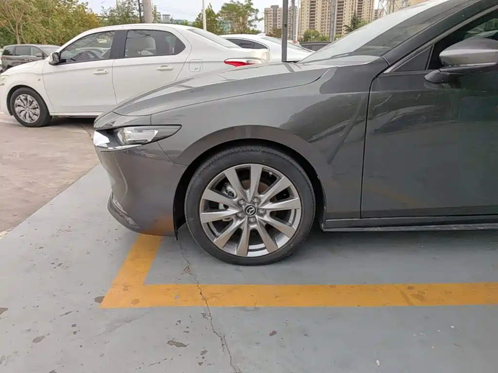 Mazda 3 Axela — миниатюра 23